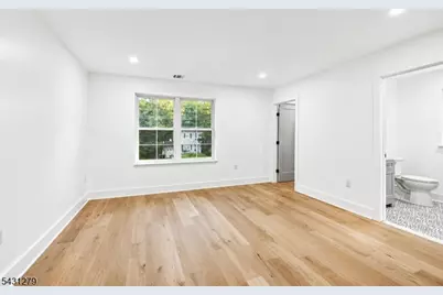 44 E Cedar St, Livingston, NJ 07039 - Photo 34