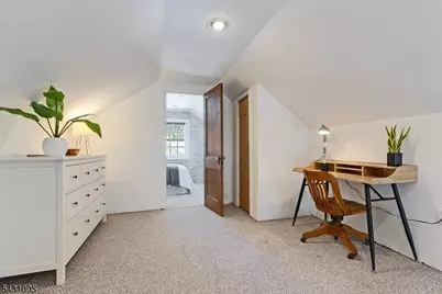 15 Rynda Rd, Maplewood, NJ 07040 - Photo 32
