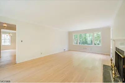 257 Brookhaven Way, Millburn, NJ 07078 - Photo 6