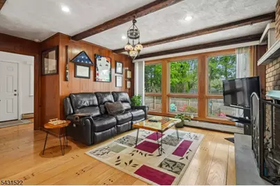 22 Spier Dr, Livingston, NJ 07039 - Photo 12