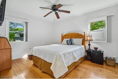 22 Spier Dr, Livingston, NJ 07039 - Photo 20