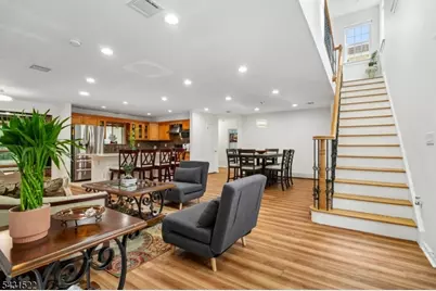 22 Spier Dr, Livingston, NJ 07039 - Photo 2