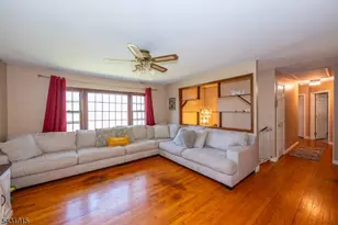 41 Waterloo Rd, Byram Township, NJ 07874 - Photo 4