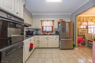 41 Waterloo Rd, Byram Township, NJ 07874 - Photo 8