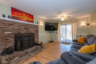41 Waterloo Rd, Byram Township, NJ 07874 - Photo 20