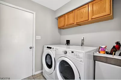 27 Yates Dr, Hillsborough Township, NJ 08844 - Photo 18
