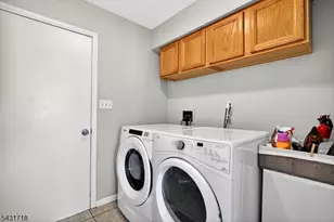 27 Yates Dr, Hillsborough Township, NJ 08844 - Photo 18