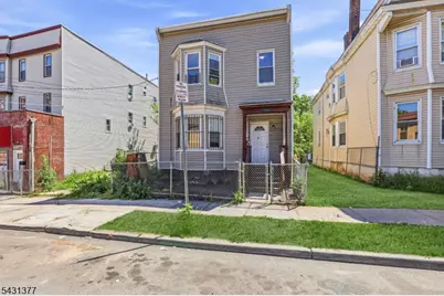 184 W Runyon St, Newark, NJ 07108 - Photo 1