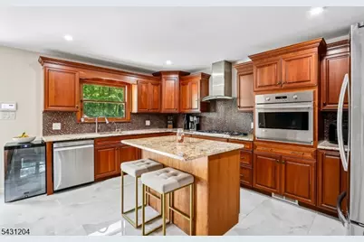 881 Bordentown Ave, Sayreville, NJ 08879 - Photo 12