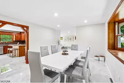 881 Bordentown Ave, Sayreville, NJ 08879 - Photo 10