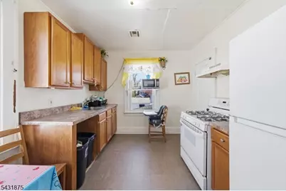 355 W Scott Ave, Rahway, NJ 07065 - Photo 12