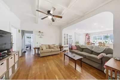 355 W Scott Ave, Rahway, NJ 07065 - Photo 2