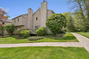 4 C Somerset Hills Ct, Bernardsville, NJ 07924 - Photo 4