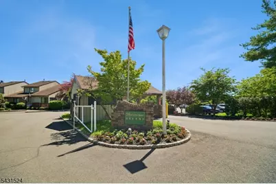 250 Ridgedale Ave D #3, Florham Park, NJ 07932 - Photo 1