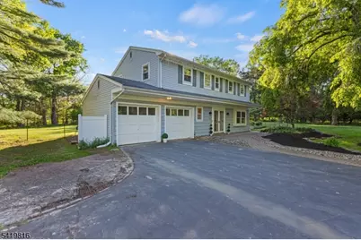 28 Deer Run Dr, Montgomery Township, NJ 08502 - Photo 2