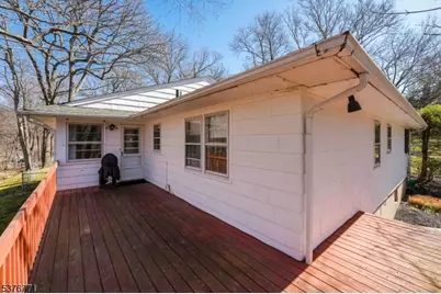 17 Oxford Dr, Livingston, NJ 07039 - Photo 28