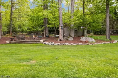 10 Hemlock Pl, Ringwood, NJ 07456 - Photo 30