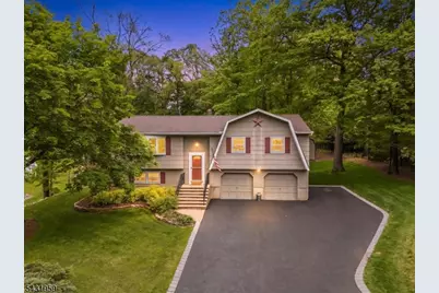 10 Hemlock Pl, Ringwood, NJ 07456 - Photo 4