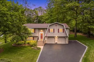 10 Hemlock Pl, Ringwood, NJ 07456 - Photo 4