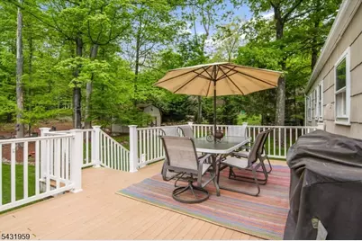 10 Hemlock Pl, Ringwood, NJ 07456 - Photo 26