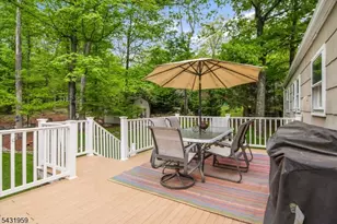 10 Hemlock Pl, Ringwood, NJ 07456 - Photo 26