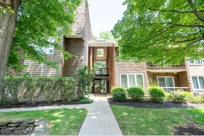 7 Tulip Cres #2D, Little Falls Township, NJ 07424 - Photo 1