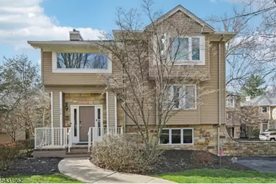 210 Clarken Dr, West Orange Township, NJ 07052 - Photo 6