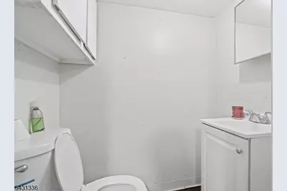 75 Geneva St, Elizabeth, NJ 07206 - Photo 22