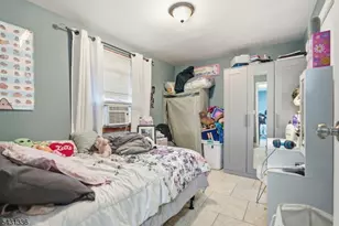 75 Geneva St, Elizabeth, NJ 07206 - Photo 18