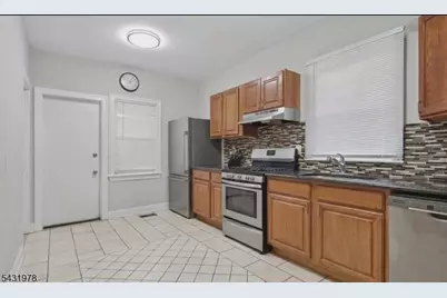 441 S Clinton St, East Orange, NJ 07018 - Photo 2
