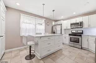 160 Ashland Ave, Bloomfield Twp., NJ 07003 - Photo 8