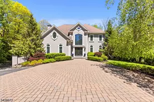 2 Manor Dr, Sparta Township, NJ 07871 - Photo 2