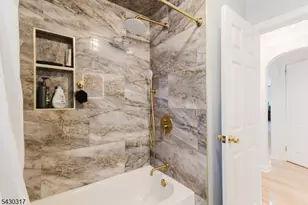 382 Martin Rd, Union Township, NJ 07083 - Photo 16