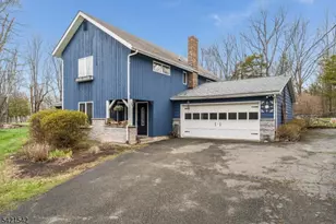 39 Edgehill Rd, Blairstown Township, NJ 07825 - Photo 2