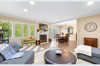 1357 Stephanie Dr, North Caldwell, NJ 07006 - Photo 10