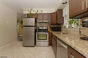 286 Kingbird Ct, Readington, NJ 08887 - Photo 6