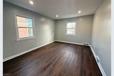 168 Tuxedo Pkwy #2, Newark, NJ 07106 - Photo 6