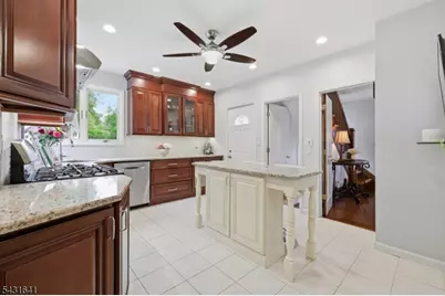 59 Mount Horeb Rd, Warren Township, NJ 07059 - Photo 4