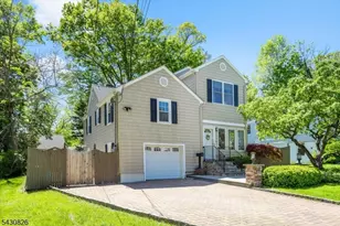 20 Beechwood Rd, Florham Park, NJ 07932 - Photo 2