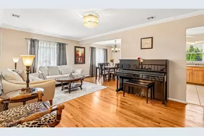 718 New Dover Rd, Edison, NJ 08820 - Photo 4