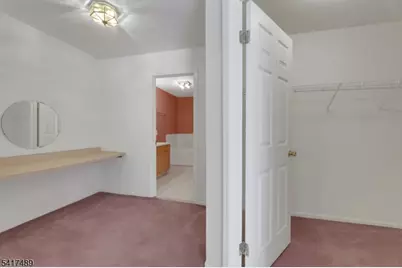 28 Berkeley Sq, Watchung, NJ 07922 - Photo 10