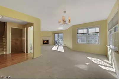 28 Berkeley Sq, Watchung, NJ 07922 - Photo 4