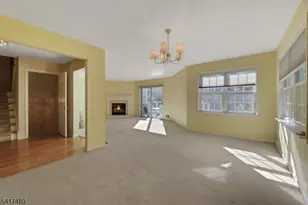 28 Berkeley Square, Watchung, NJ 07922 - Photo 4