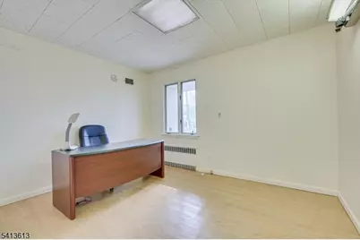 512 New Brunswick Ave, Woodbridge Township, NJ 08863 - Photo 12