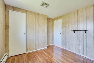 26 Farrell Ave, Woodbridge Township, NJ 07067 - Photo 28