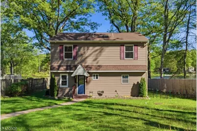931 Plymouth Lake Dr, Stillwater, NJ 07860 - Photo 6