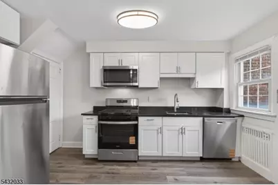 180 Summit Ave #F, Summit, NJ 07901 - Photo 2