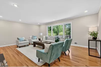 36 Thackeray Dr, Millburn, NJ 07078 - Photo 4