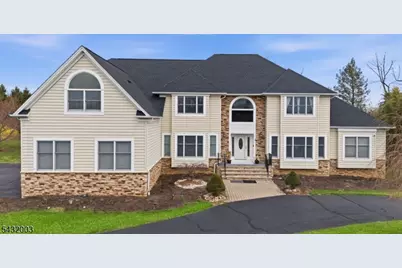 3 Cole Ct, Raritan Township, NJ 08822 - Photo 1