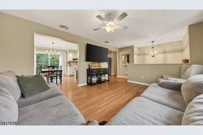 13 Valley Drive N, Vernon, NJ 07418 - Photo 4